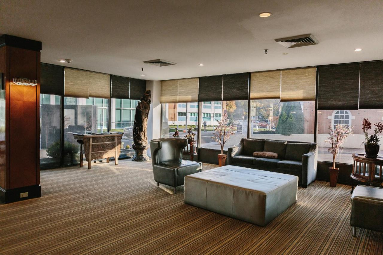 Stamford Suites (Adults Only) Ngoại thất bức ảnh