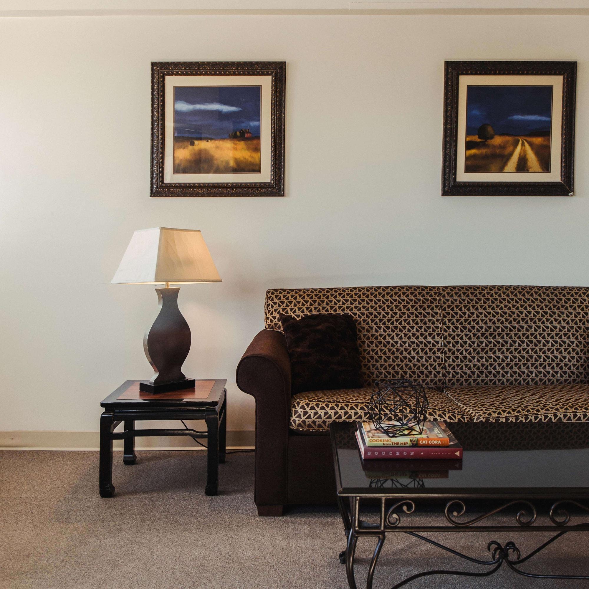 Stamford Suites (Adults Only) Ngoại thất bức ảnh