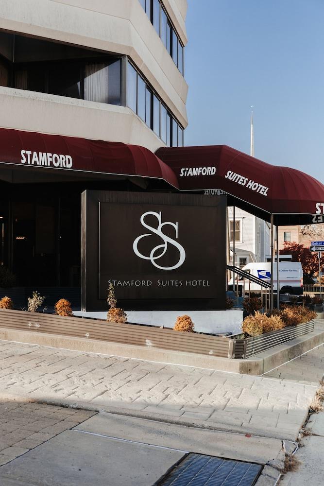 Stamford Suites (Adults Only) Ngoại thất bức ảnh