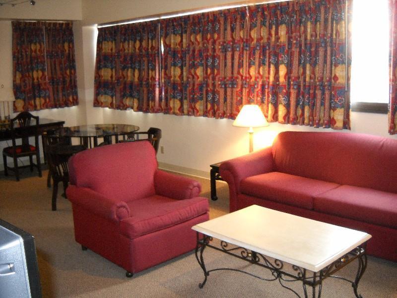 Stamford Suites (Adults Only) Phòng bức ảnh