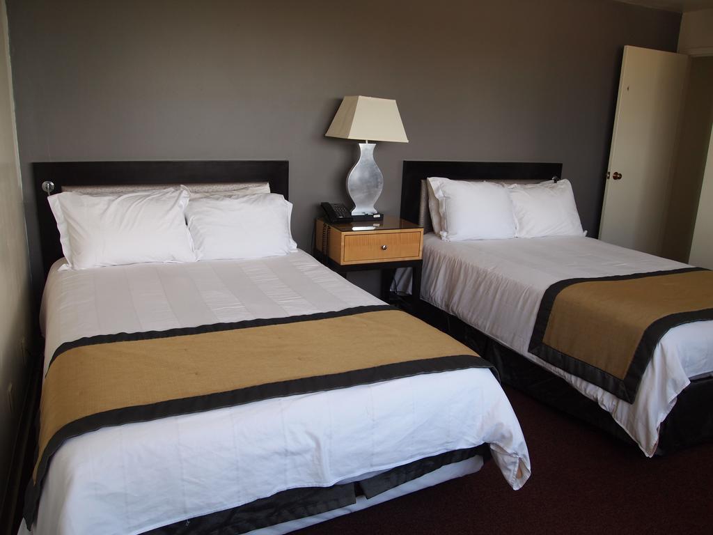 Stamford Suites (Adults Only) Ngoại thất bức ảnh