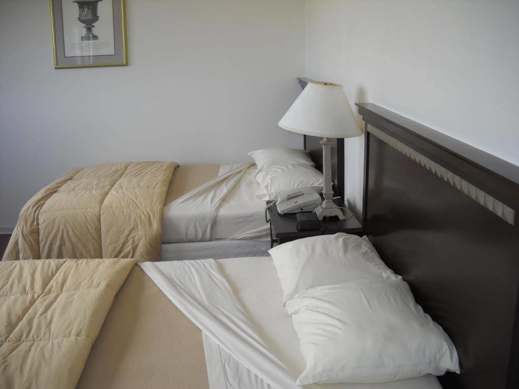 Stamford Suites (Adults Only) Ngoại thất bức ảnh